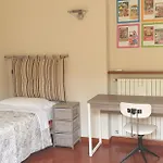 Meta Italy Sui Navigli